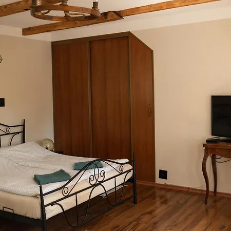 - Apartament Sloneczne Poddasze
